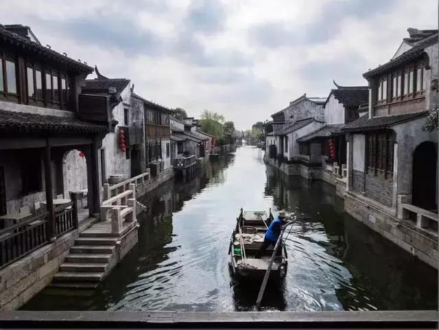 失事俄罗斯军用运输机黑匣子已被送至实验室进行解码